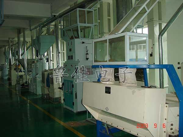 想知道怎么選擇全自動(dòng)真空包裝機(jī)嗎